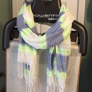 Stripped scarf